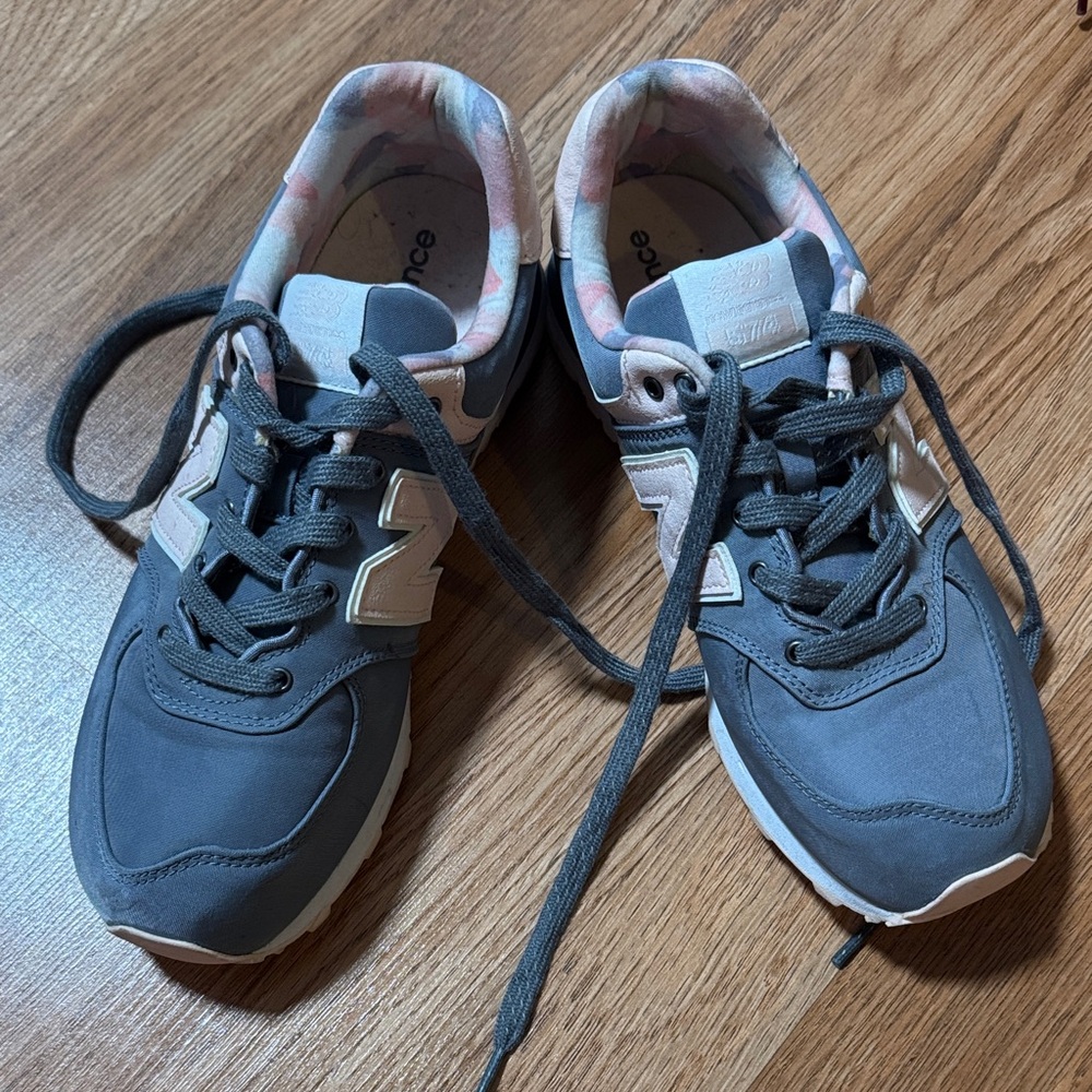 New Balance 574 Charcoal Sneakers with pink Accents